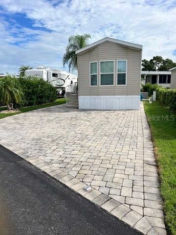 2414 LIMEWOOD AVENUE, Clermont, FL 34714