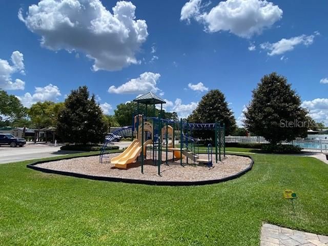 2414 LIMEWOOD AVENUE, Clermont, FL 34714