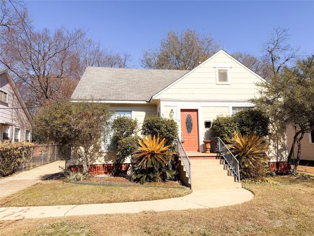 910 College Street, Shreveport, LA 71104