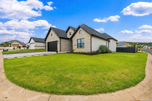 1602 Redwood Court, Fredericksburg, TX 78624