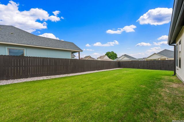 1602 Redwood Court, Fredericksburg, TX 78624
