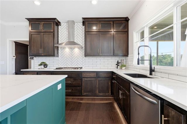 3008 SW Arboridge Drive, Lee's Summit, MO 64082