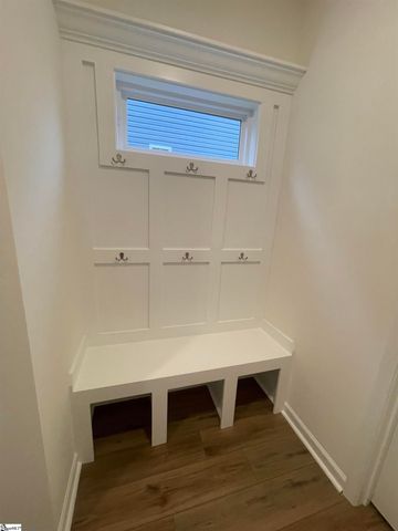 1 Halsey Street, Central, SC 29630