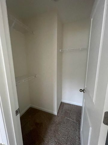 1 Halsey Street, Central, SC 29630