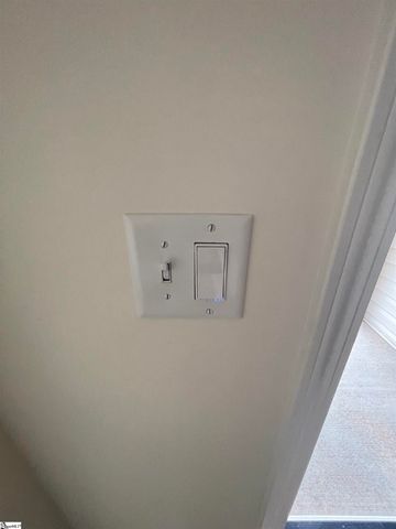 1 Halsey Street, Central, SC 29630