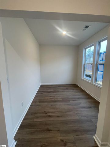 1 Halsey Street, Central, SC 29630