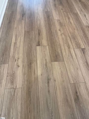 1 Halsey Street, Central, SC 29630