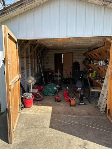 504 Richardson, Bald Knob, AR 72010