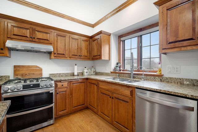2840 Norman DRIVE, Brookfield, WI 53045