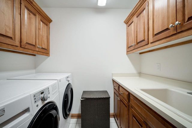 2840 Norman DRIVE, Brookfield, WI 53045