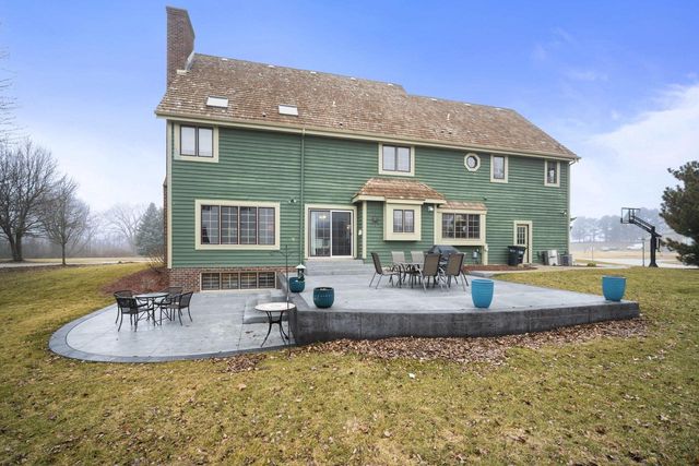 2840 Norman DRIVE, Brookfield, WI 53045