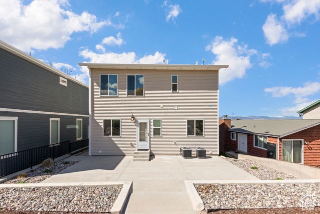 208 CHOKE CHERRY DR, Saint Charles, ID 83272