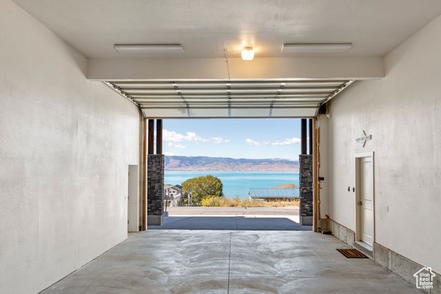 208 CHOKE CHERRY DR, Saint Charles, ID 83272