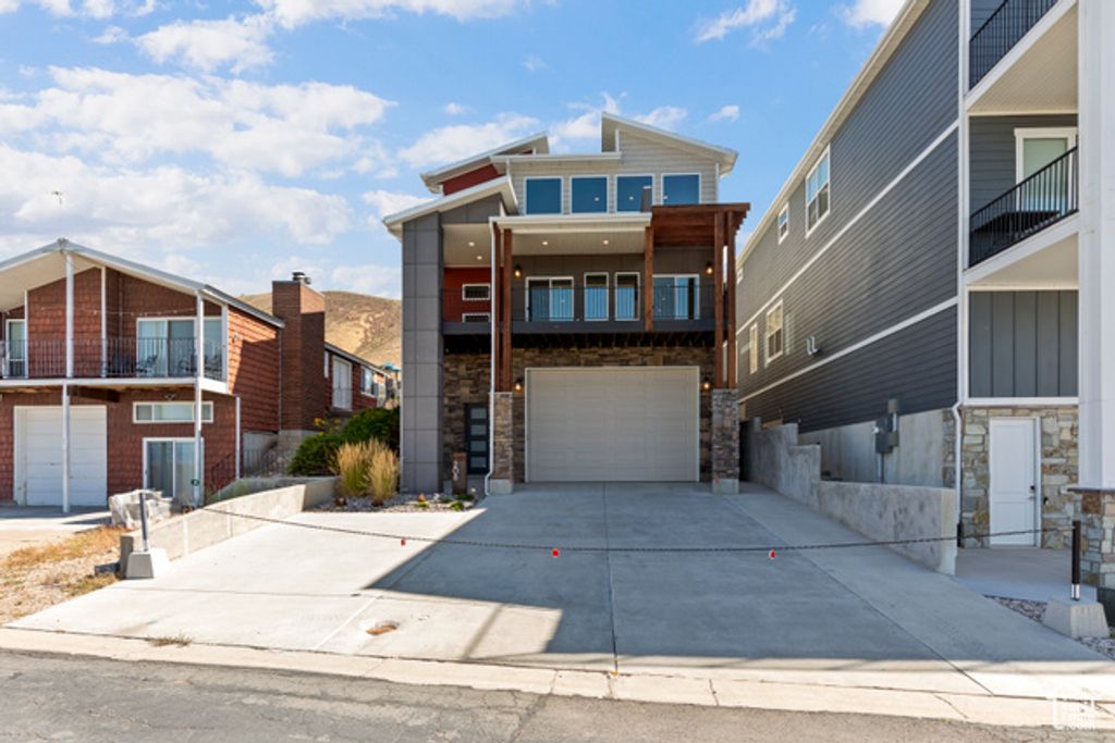 208 CHOKE CHERRY DR, Saint Charles, ID 83272