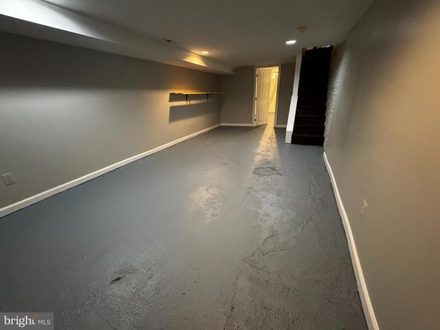 411 N BELNORD AVE, Baltimore, MD 21224