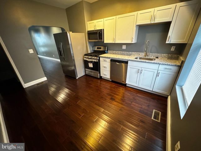 411 N BELNORD AVE, Baltimore, MD 21224