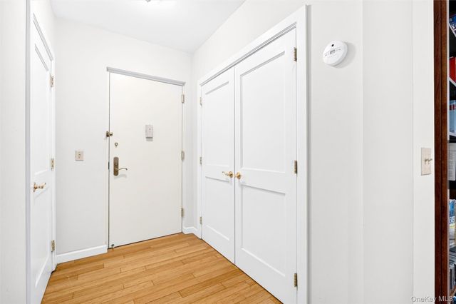 85 Bronx River Road 4A, Yonkers, NY 10704