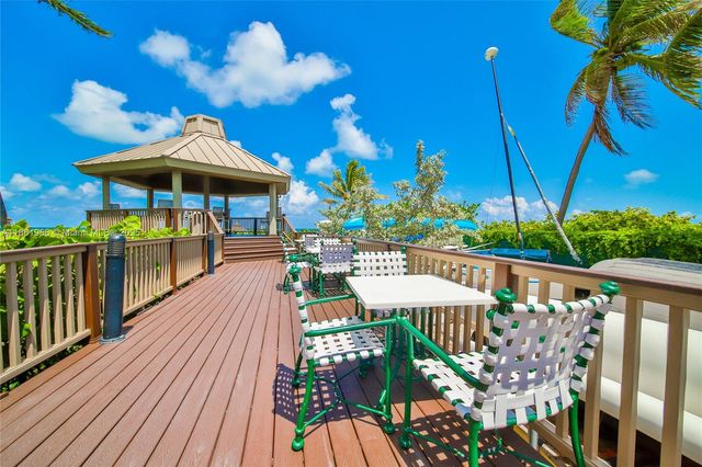 1121 Crandon Blvd D703, Key Biscayne, FL 33149