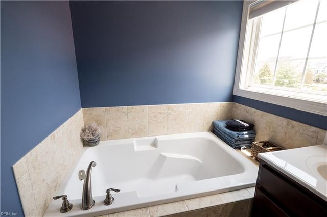 2057 Grandon LOOP, Virginia Beach, VA 23456