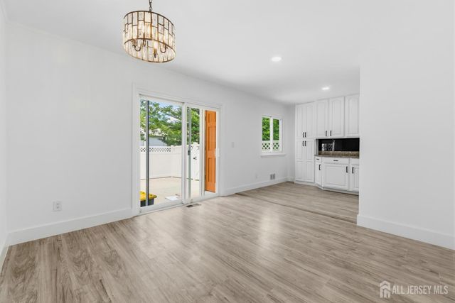 39 Davids Court, South Brunswick, NJ 08810