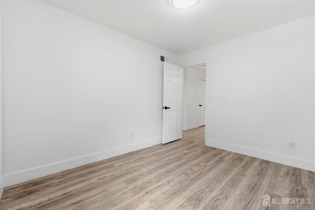 39 Davids Court, South Brunswick, NJ 08810