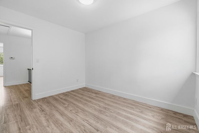 39 Davids Court, South Brunswick, NJ 08810