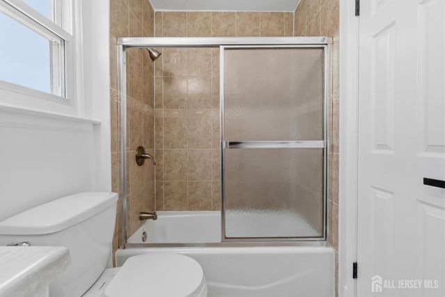 39 Davids Court, South Brunswick, NJ 08810
