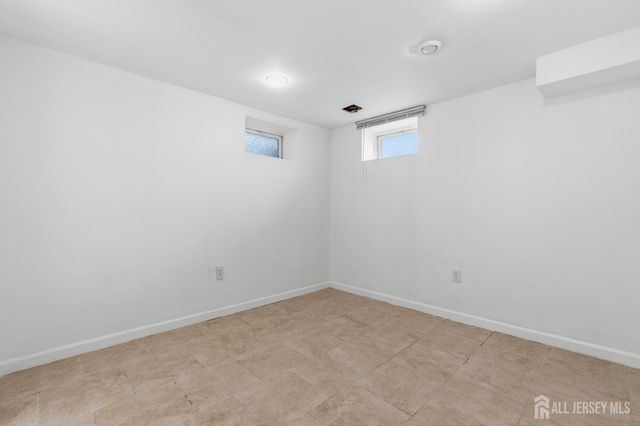 39 Davids Court, South Brunswick, NJ 08810