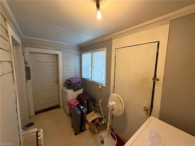 705 S Ohenry Boulevard, Greensboro, NC 27401