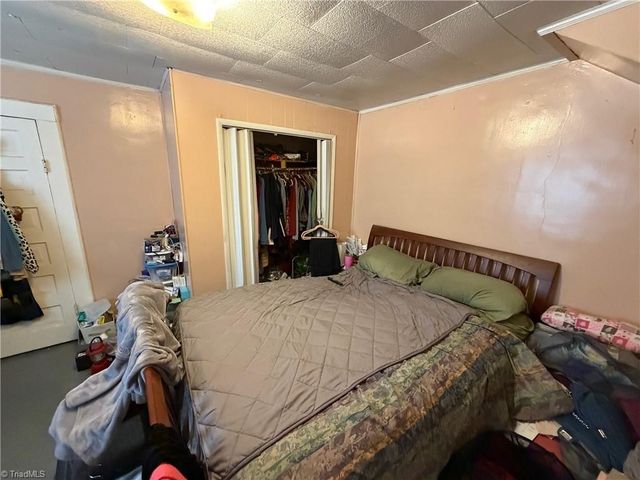 705 S Ohenry Boulevard, Greensboro, NC 27401