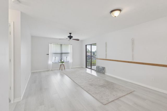 6537 SE Federal Highway 202, Stuart, FL 34997