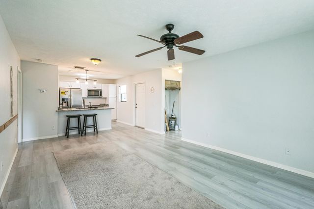 6537 SE Federal Highway 202, Stuart, FL 34997