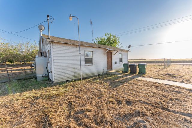 22756 Road 180, Lindsay, CA 93247