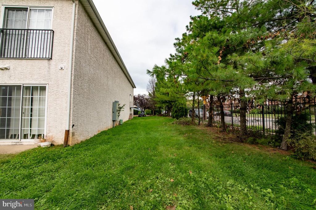 9228-38 BLUE GRASS RD #2, PHILADELPHIA, PA 19114 — photo 5