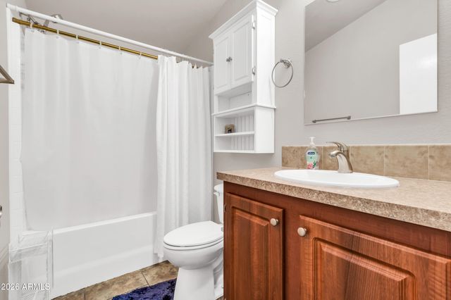 652 S Ellsworth Road 16, Mesa, AZ 85208