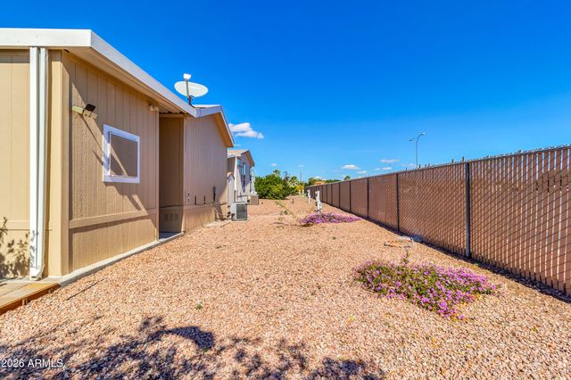 652 S Ellsworth Road 16, Mesa, AZ 85208