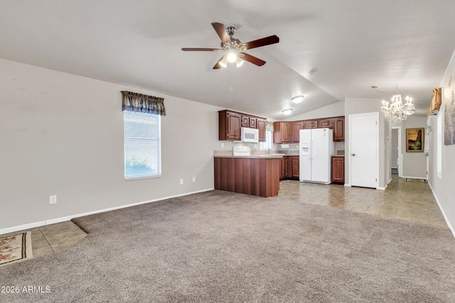 652 S Ellsworth Road 16, Mesa, AZ 85208