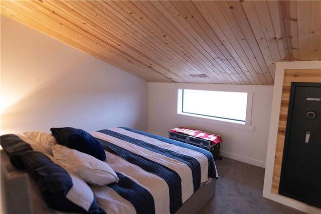 32184 E 237th Street, Ridgeway, MO 64481