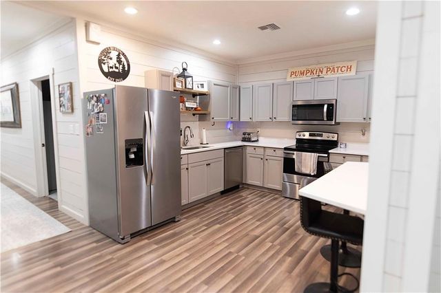 32184 E 237th Street, Ridgeway, MO 64481