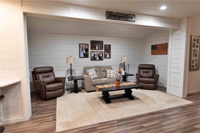 32184 E 237th Street, Ridgeway, MO 64481