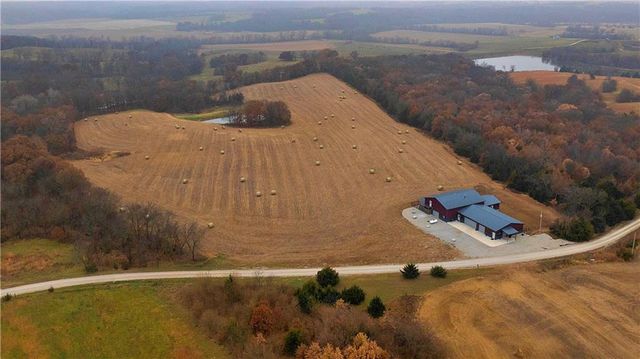 32184 E 237th Street, Ridgeway, MO 64481