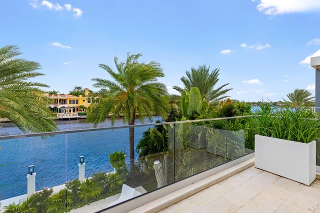 70 Isla Bahia Drive, Fort Lauderdale, FL 33316