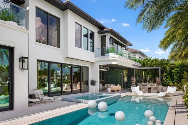 70 Isla Bahia Drive, Fort Lauderdale, FL 33316