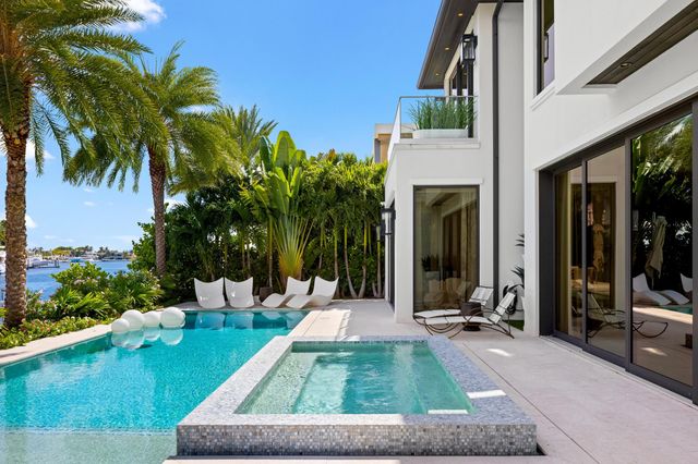 70 Isla Bahia Drive, Fort Lauderdale, FL 33316