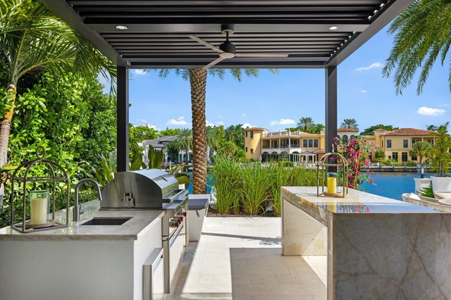70 Isla Bahia Drive, Fort Lauderdale, FL 33316