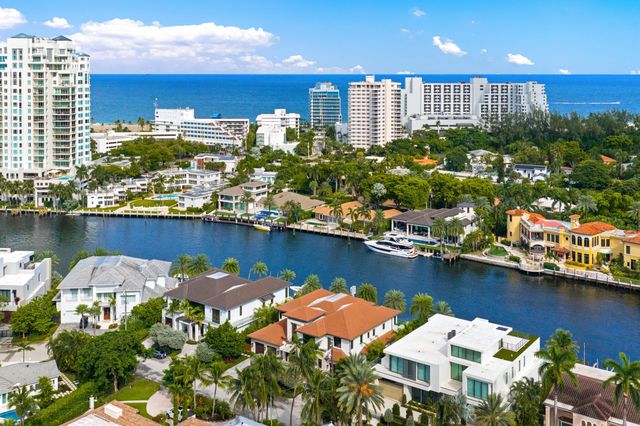 70 Isla Bahia Drive, Fort Lauderdale, FL 33316