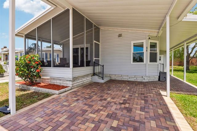276 PELICAN DRIVE N, Oldsmar, FL 34677