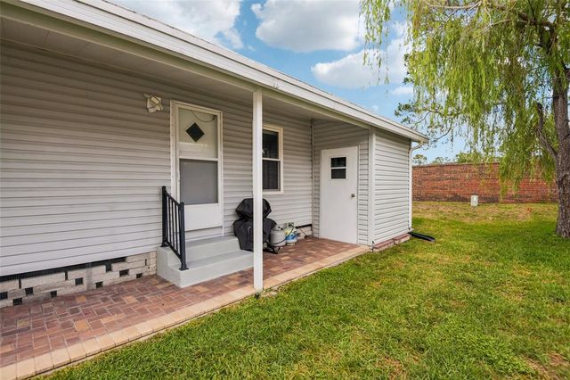 276 PELICAN DRIVE N, Oldsmar, FL 34677