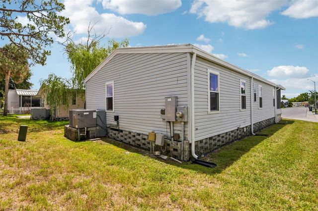 276 PELICAN DRIVE N, Oldsmar, FL 34677
