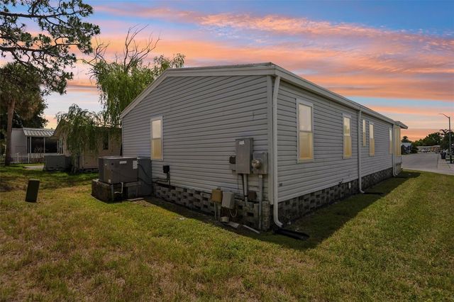 276 PELICAN DRIVE N, Oldsmar, FL 34677